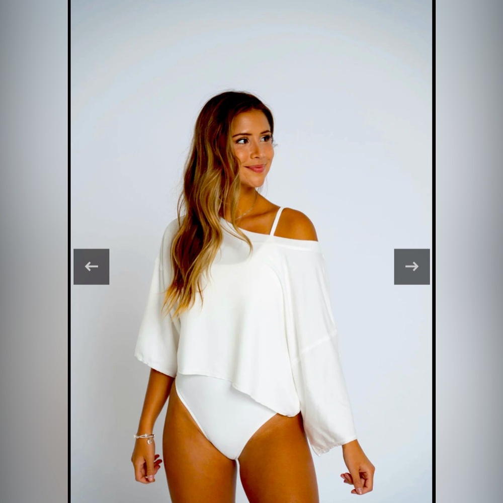 Ptula Flow Crop white size small